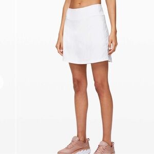 Lululemon Women’s Size 6  Pace Rival Skirt Extra Long 17 Inch White Lined W8AAES